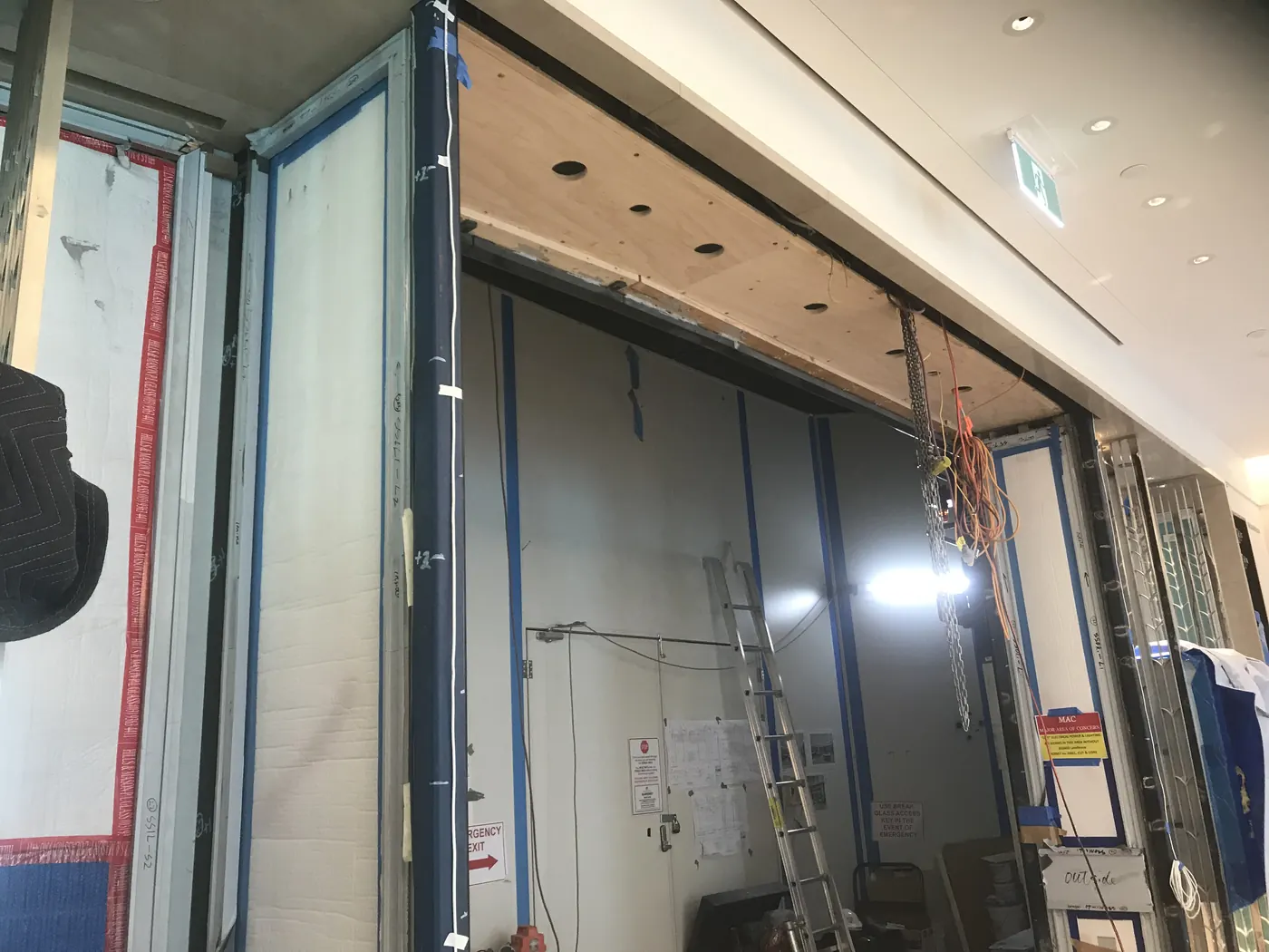 Accurate marble panel set-out for luxury retail fit-out