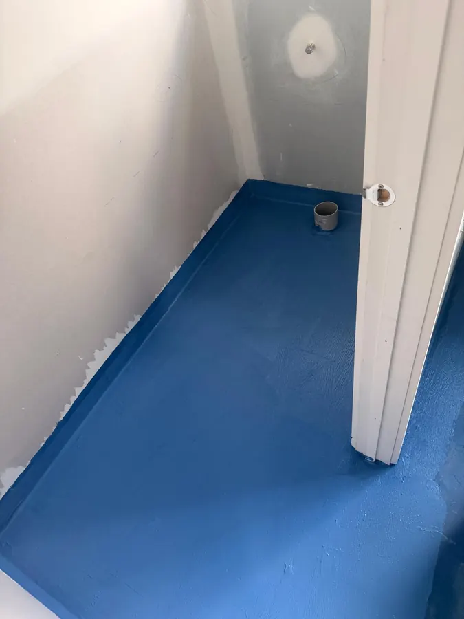 South Melbourne toilet waterproofing membrane applied to floor and wall junctions
